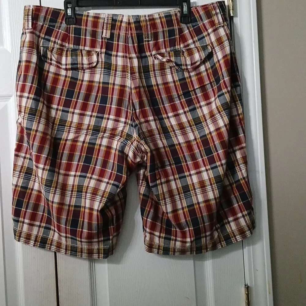 GAP Plaid  Flat Front Shorts navy blue red maroon white yellow Sz 35 EUC